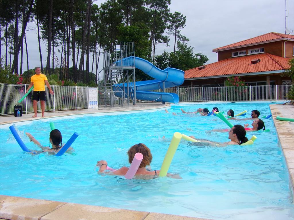 Vacanceole - Le Domaine Des Grands Lacs Parentis-en-Born Exterior foto